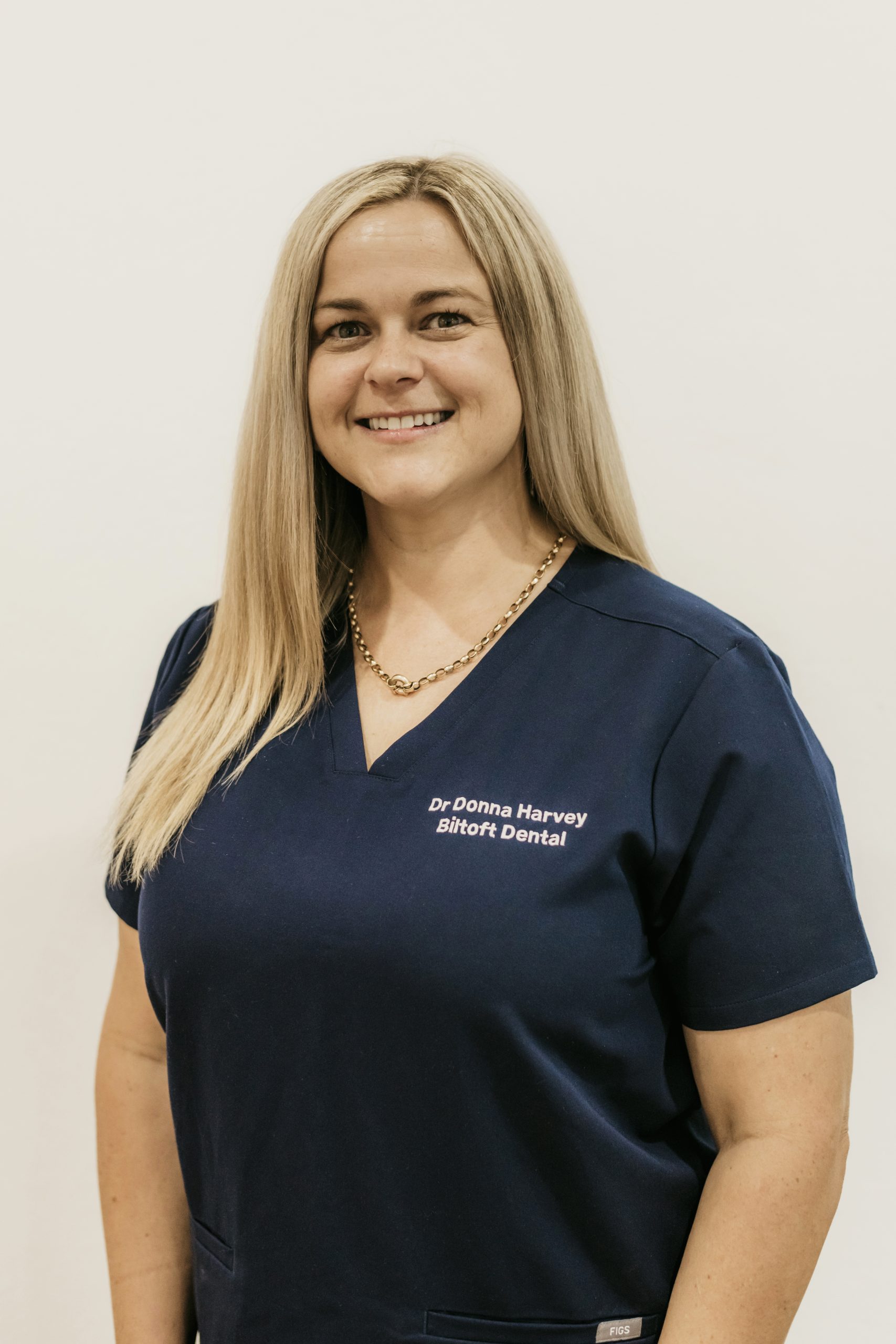 Dr Donna Harvey